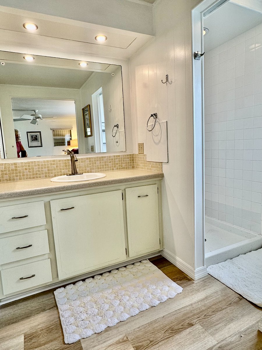 Furnished Finder property 810415_1 photo 21
