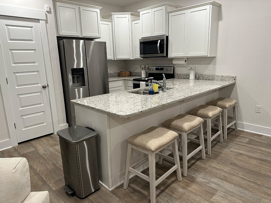Furnished Finder property 810425_1 photo 4