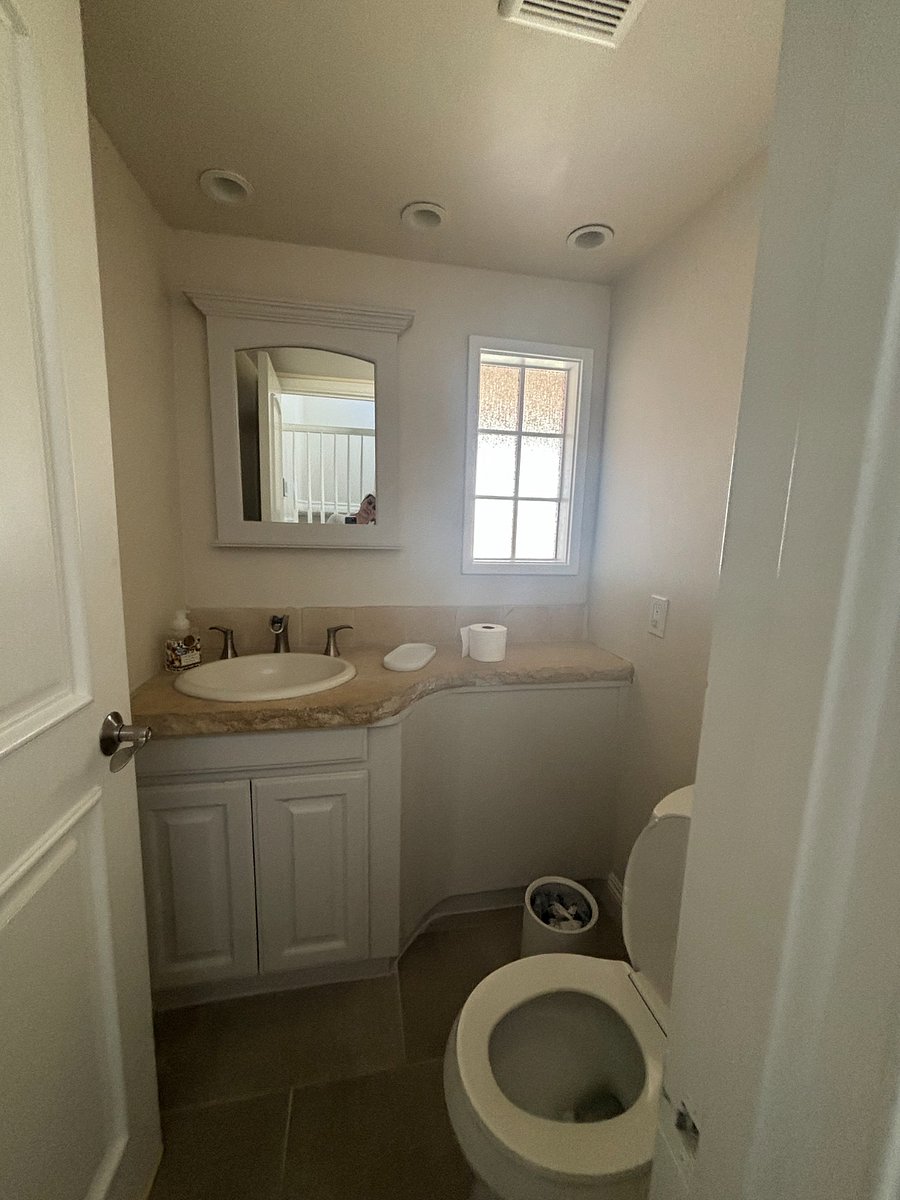 Furnished Finder property 810461_2 photo 7