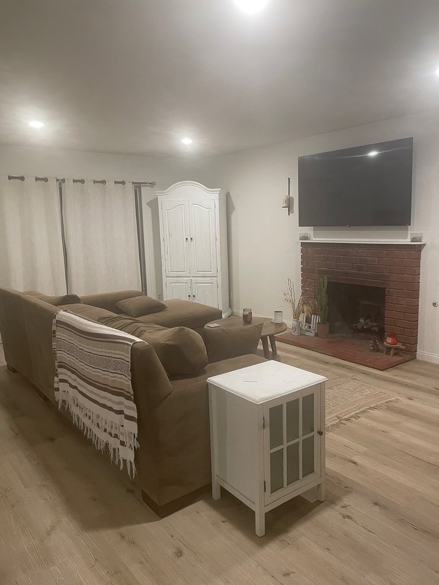 Furnished Finder property 810493_1 photo 4