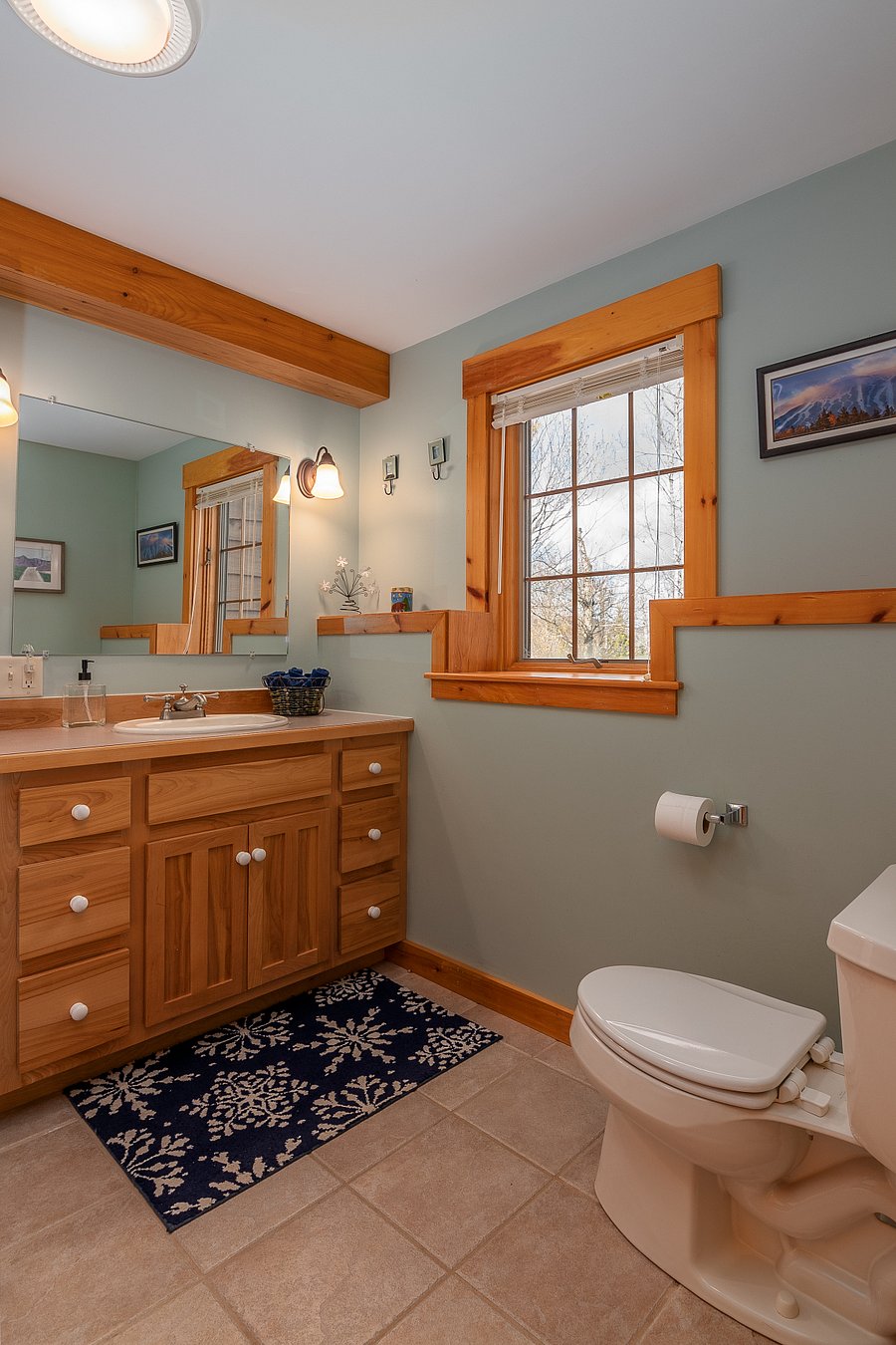 Full bathroom with laundry