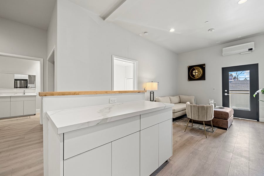 Furnished Finder property 810513_1 photo 27