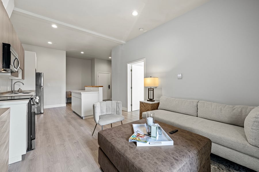 Furnished Finder property 810513_1 photo 28