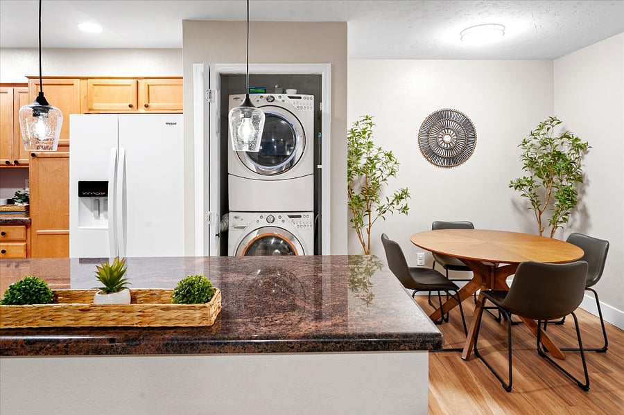 Conveniently located in-unit laundry