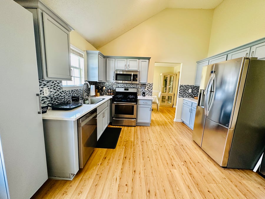 Furnished Finder property 810575_1 photo 14