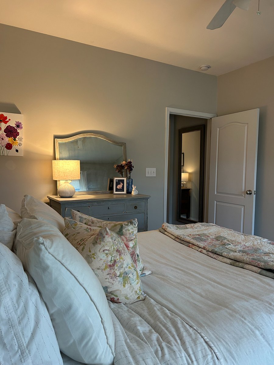 Furnished Finder property 810576_1 photo 10