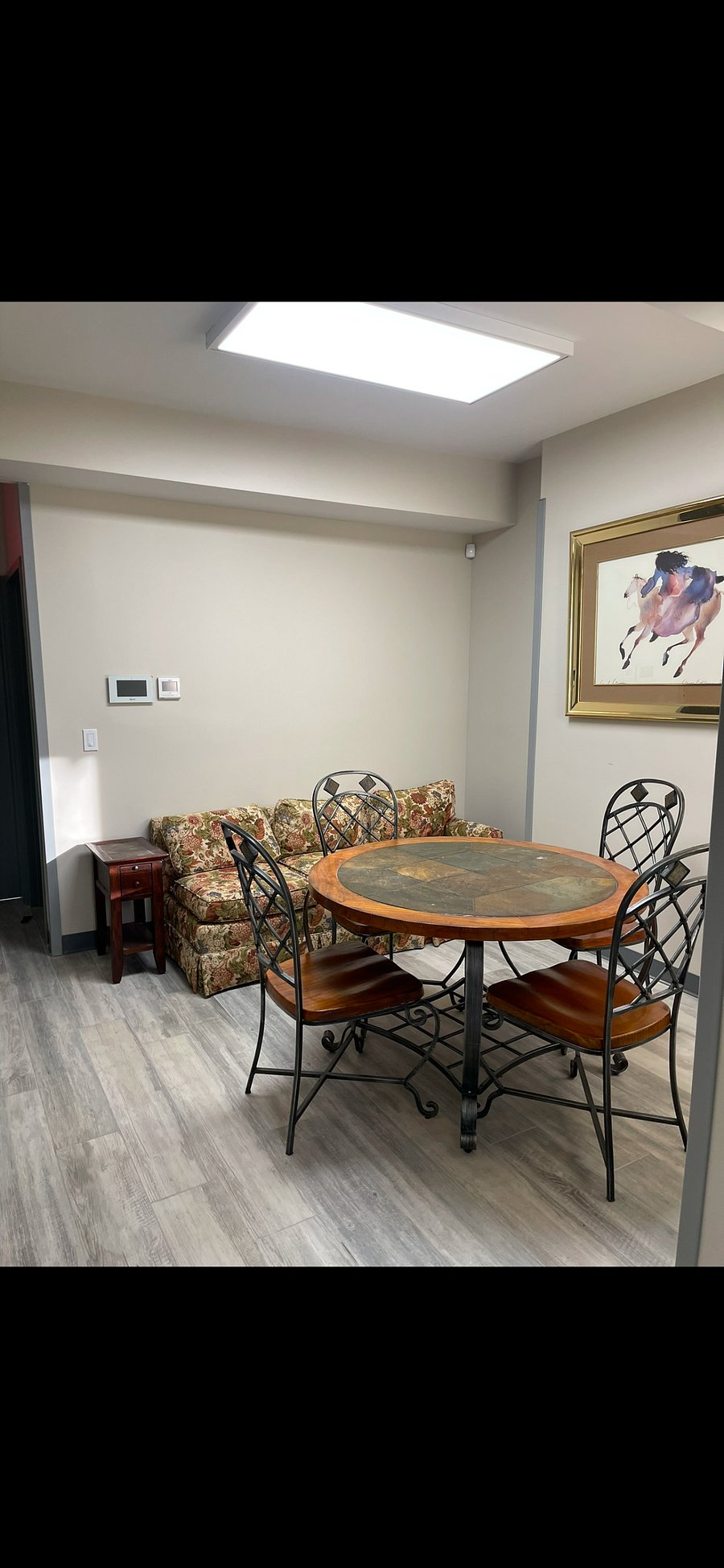 Furnished Finder property 810581_1 photo 6