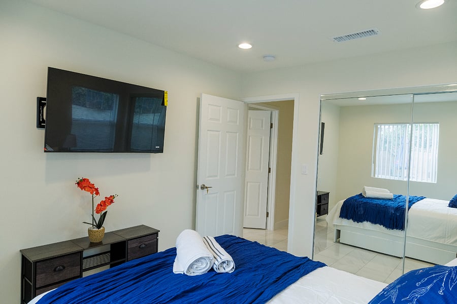 Furnished Finder property 810625_1 photo 22