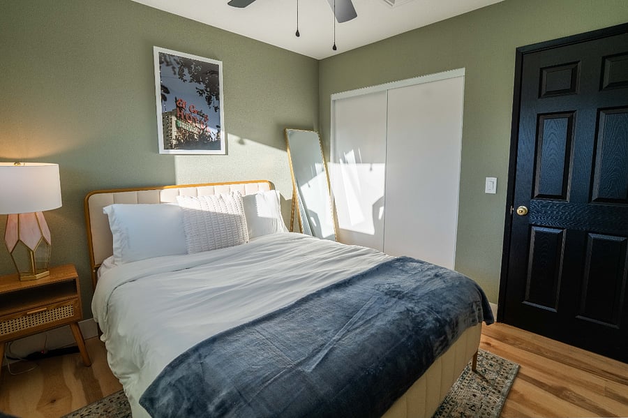 Furnished Finder property 810671_1 photo 16