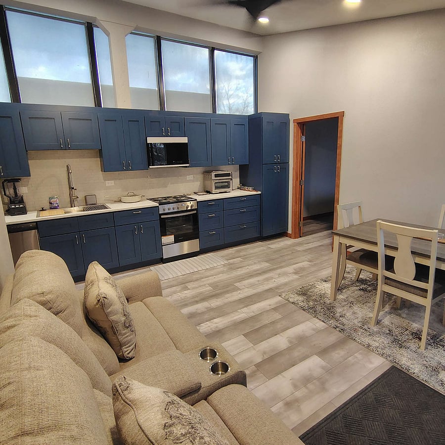 Furnished Finder property 810695_1 photo 3