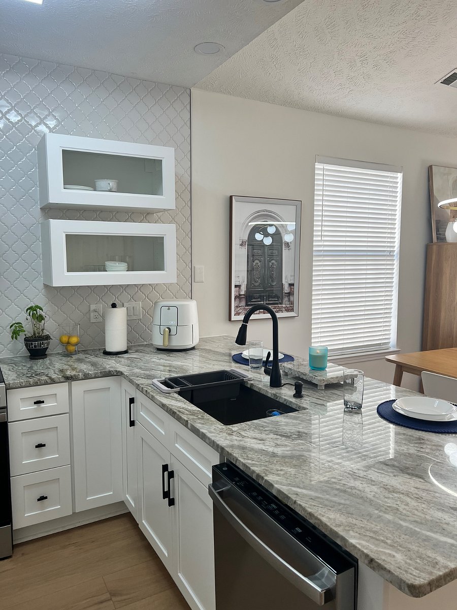 Furnished Finder property 810719_1 photo 4