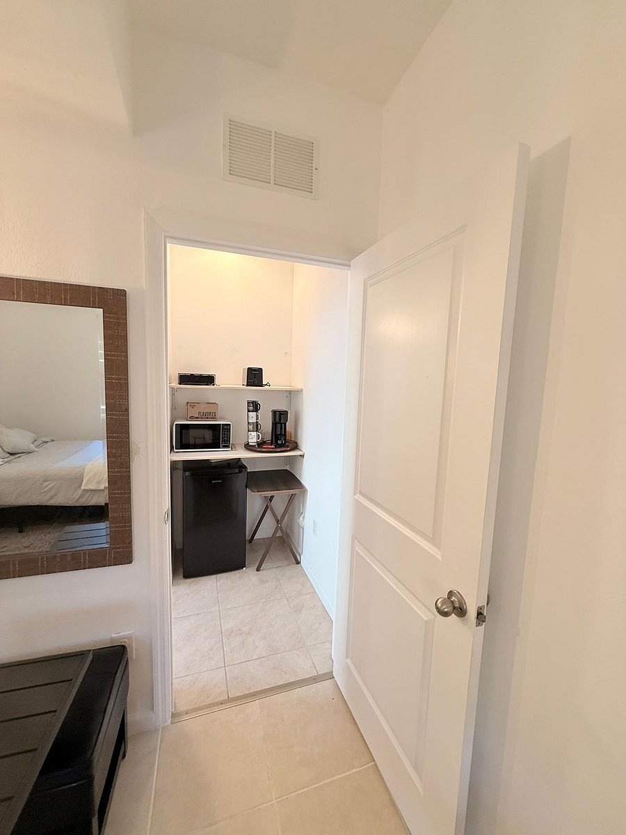 kitchenette area