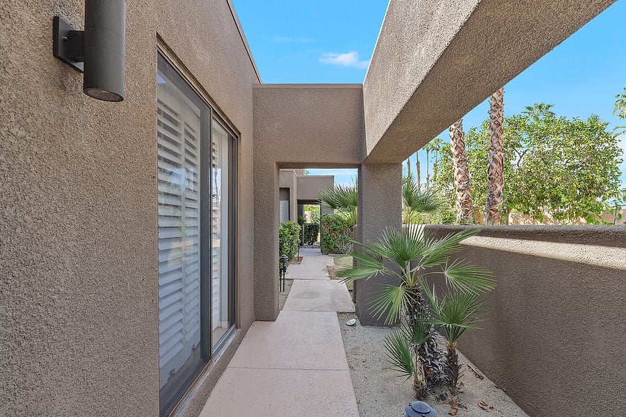 Furnished Finder property 810806_1 photo 36