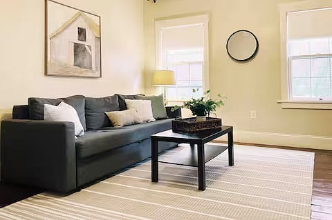 Third room / pullout couch / office