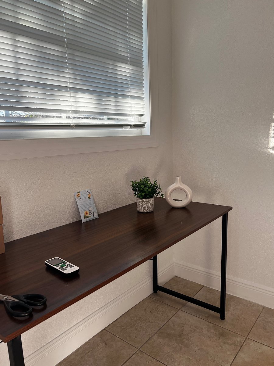 working computer desk with direct internet hook up