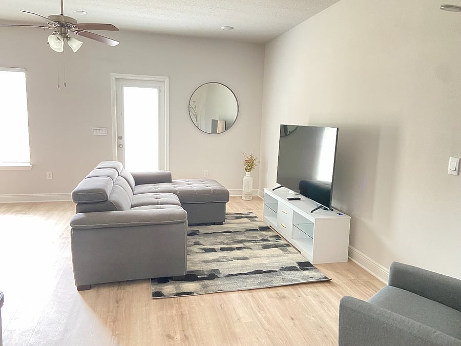 Furnished Finder property 810827_1 photo 3