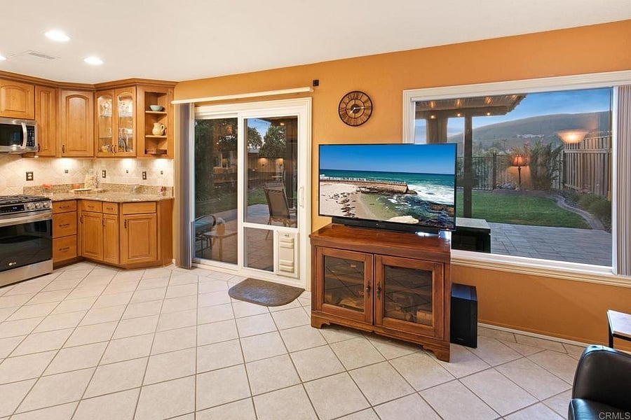 Furnished Finder property 810831_1 photo 7