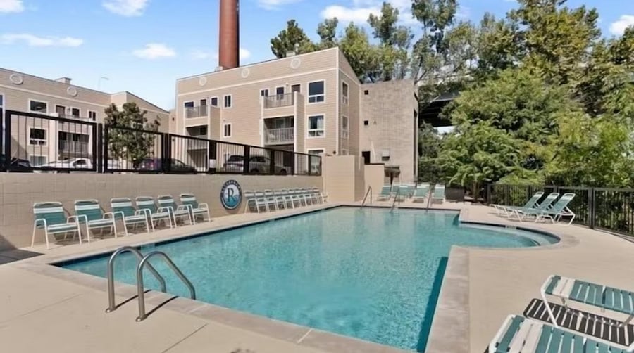 Furnished Finder property 810857_1 photo 12