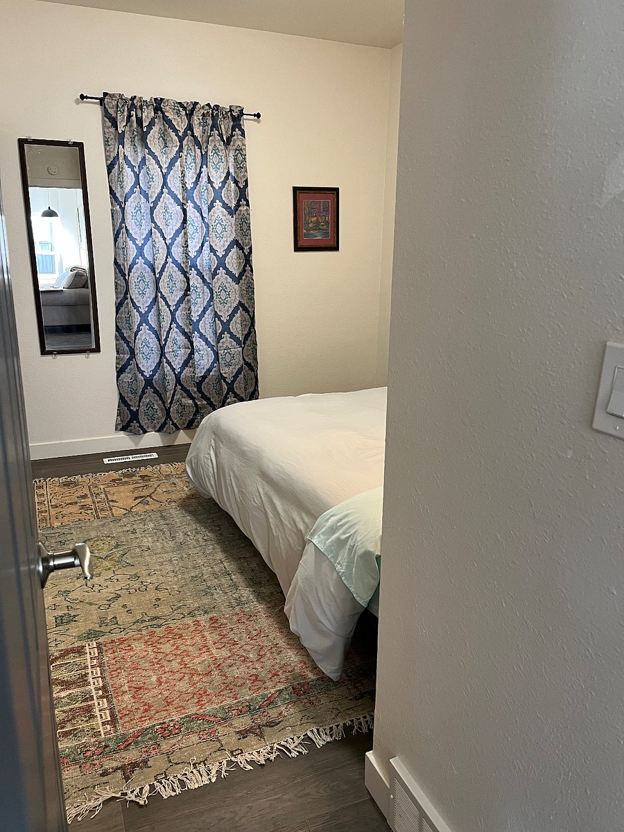 Furnished Finder property 810863_1 photo 11