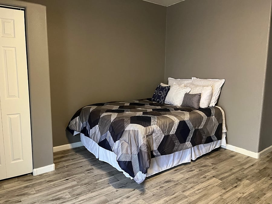 Furnished Finder property 810905_1 photo 8