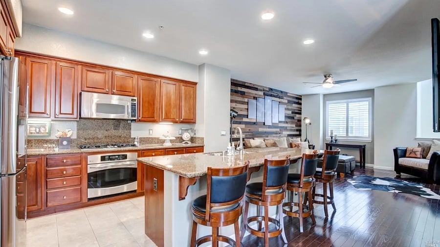 Furnished Finder property 810925_1 photo 3