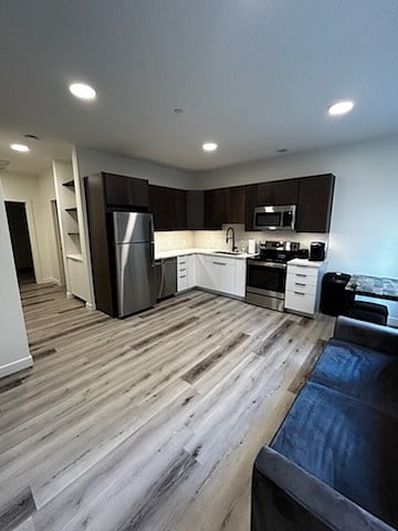 Furnished Finder property 810951_1 photo 4
