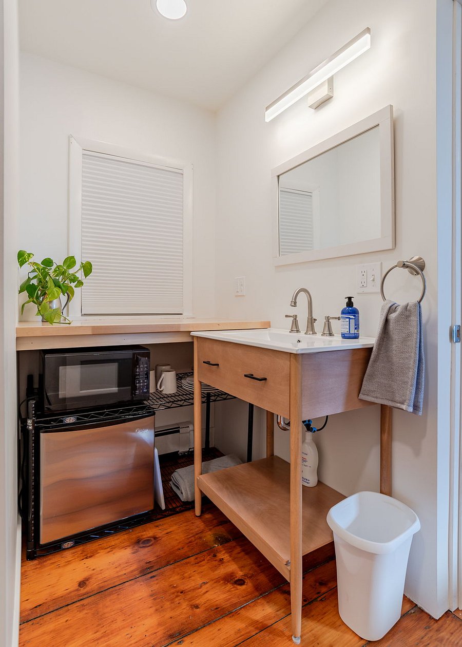 Guest suite