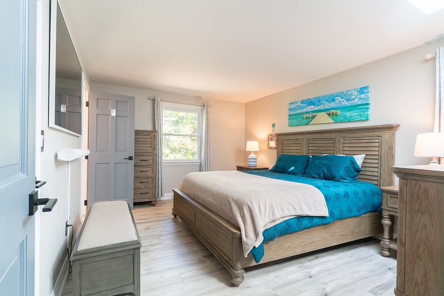 Master Bedroom, king bed