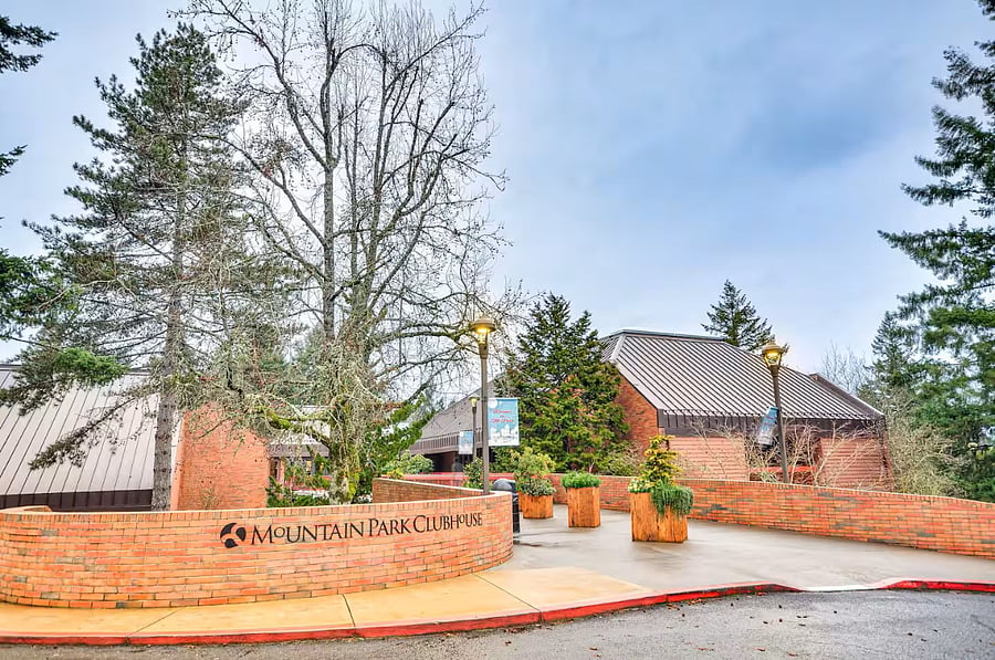 Furnished Finder property 811096_1 photo 12