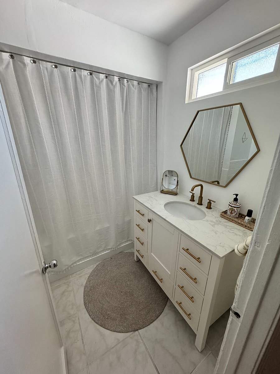 Furnished Finder property 811108_1 photo 10