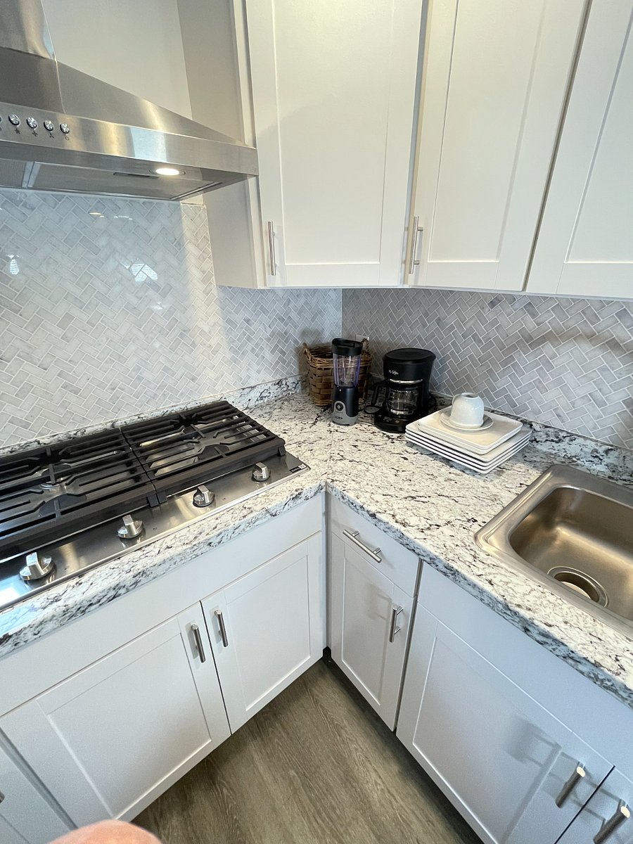 Furnished Finder property 811151_1 photo 32