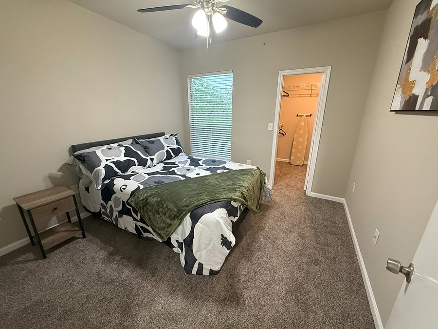 Furnished Finder property 811210_1 photo 12