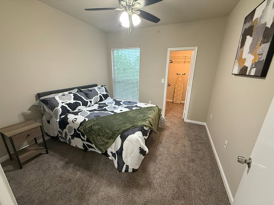Furnished Finder property 811210_1 photo 11