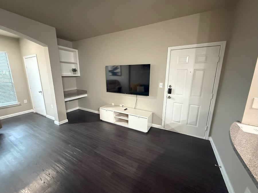 Furnished Finder property 811210_1 photo 3