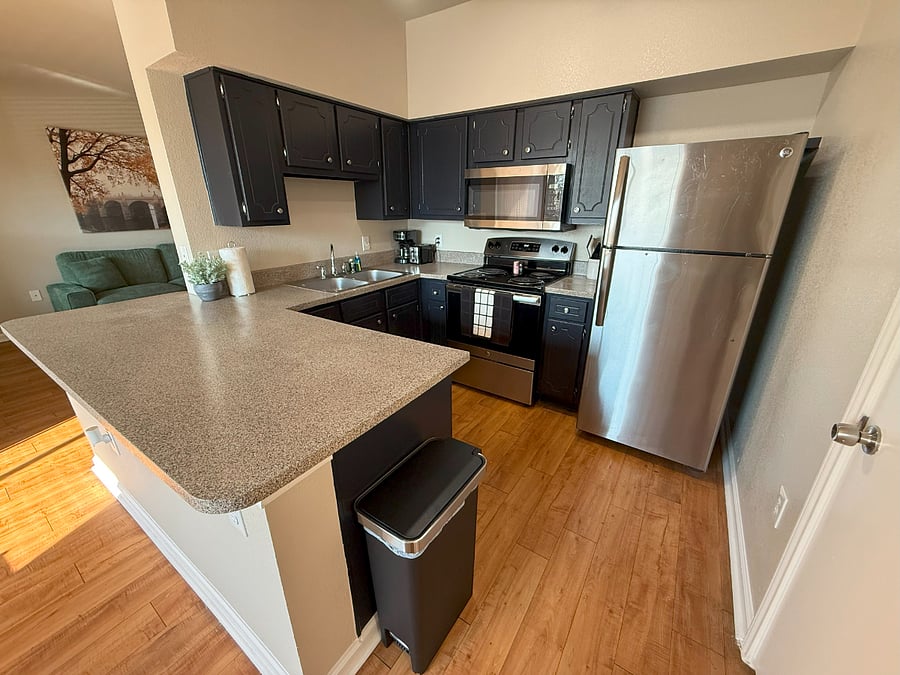 Furnished Finder property 811210_2 photo 8