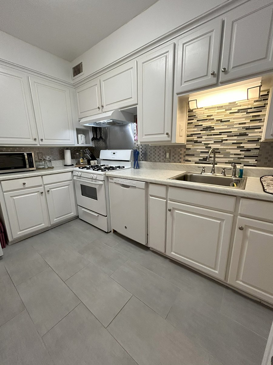 Furnished Finder property 811264_1 photo 3