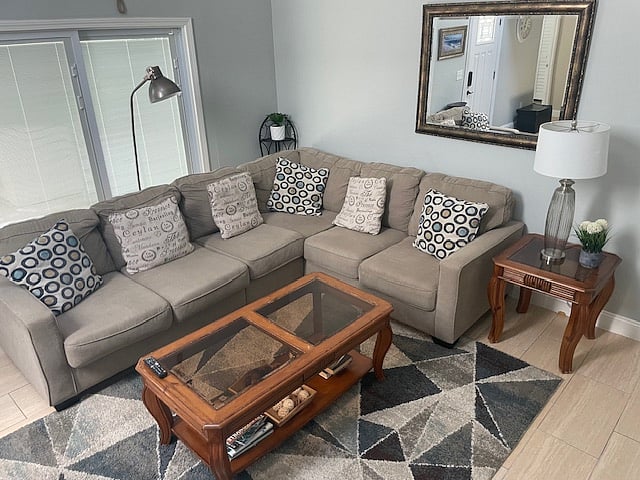 Furnished Finder property 811324_1 photo 4