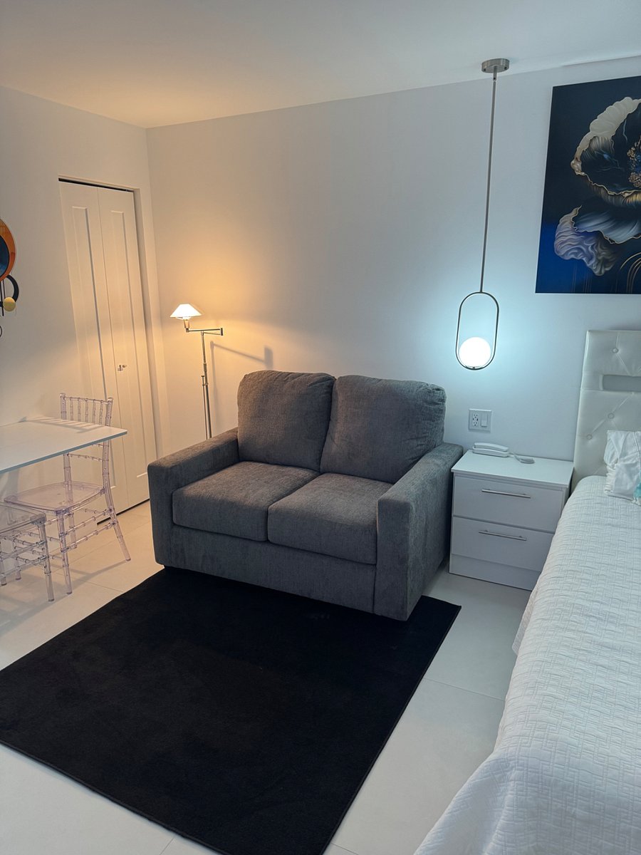 Furnished Finder property 811339_1 photo 6