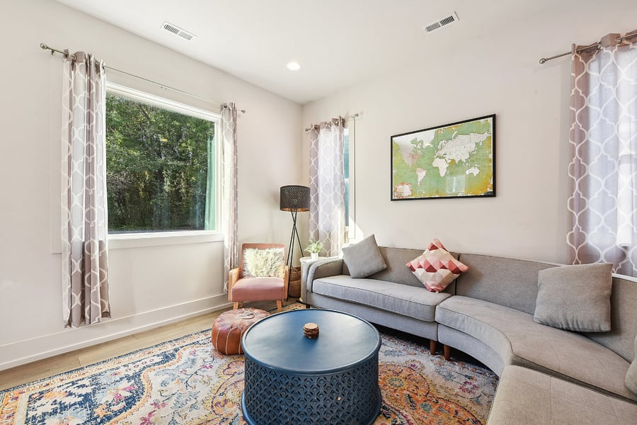 Furnished Finder property 811358_1 photo 1