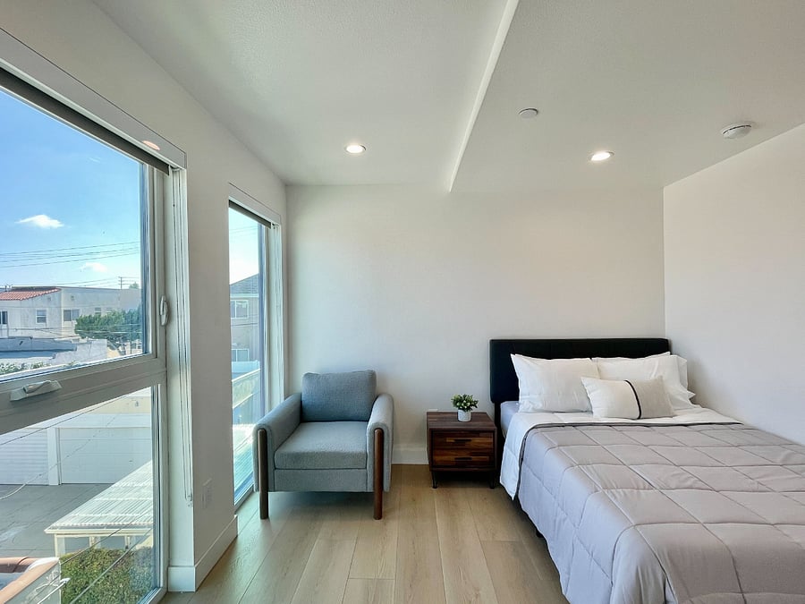 Furnished Finder property 811446_2 photo 9