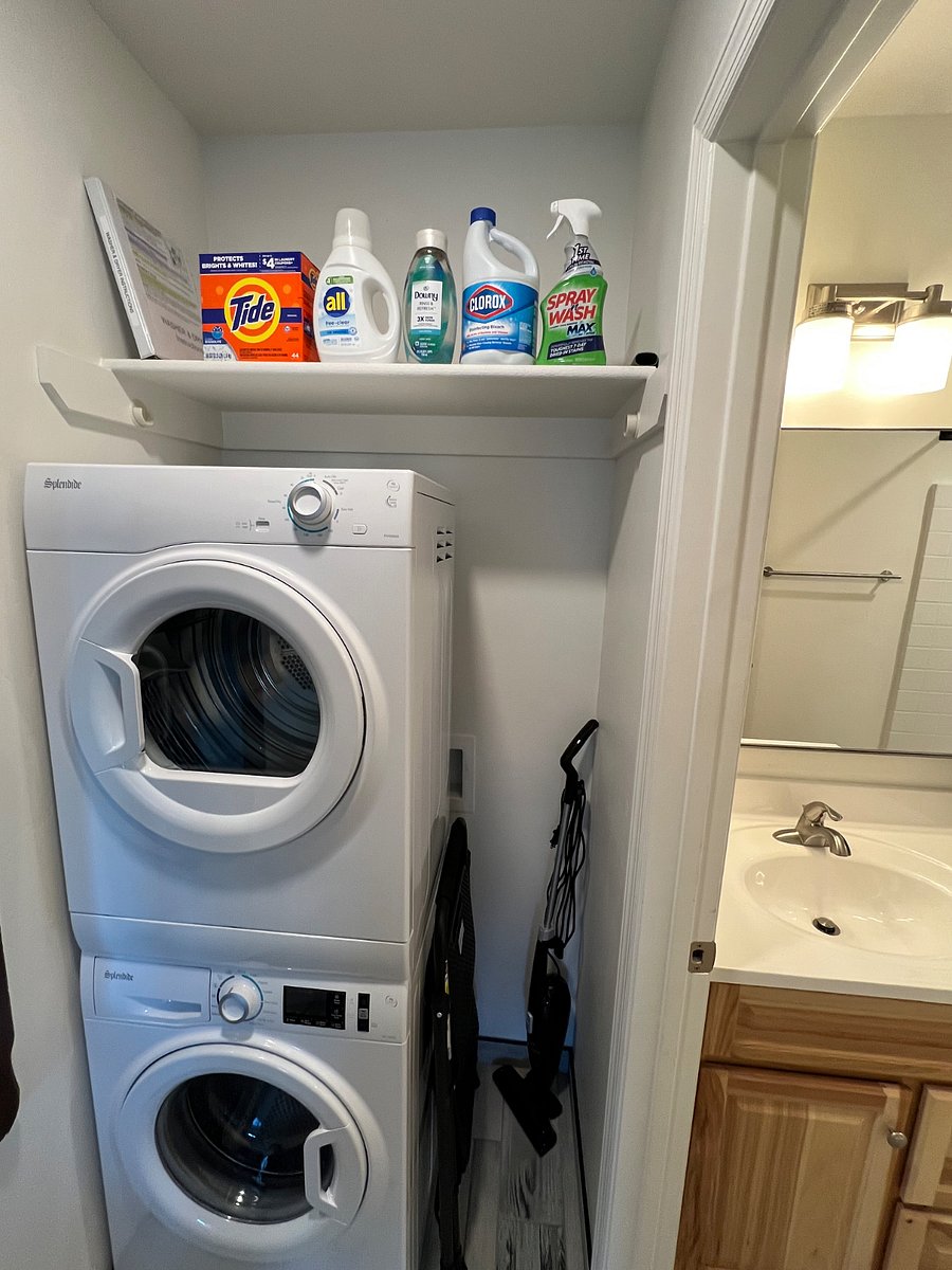 In-Unit Laundry: No more trips to the laundromat! This unit includes a washer and dryer for your convenience. You avoid the hassle of transporting laundry to a laundromat or shared facility. The time savings, cost-effectiveness, privacy, and enhanced hygiene make it a desirable feature for busy individuals.