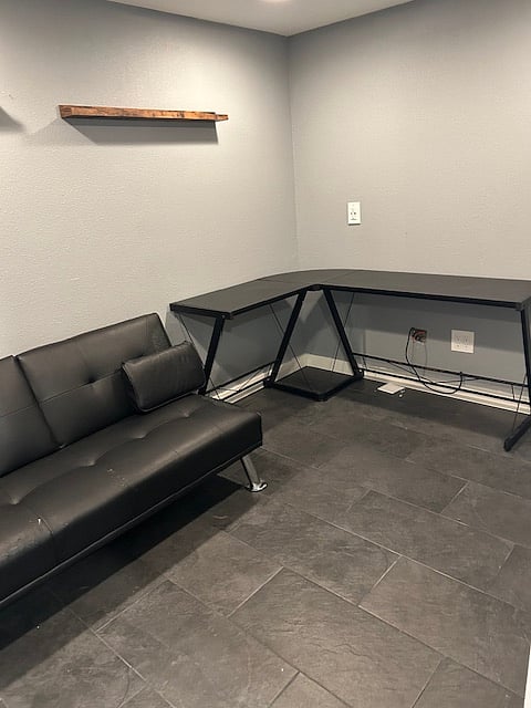 office/3rd bed + closet