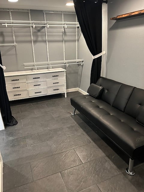 office/3rd bed + closet
