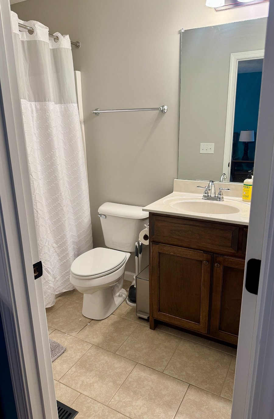 Furnished Finder property 811535_1 photo 18