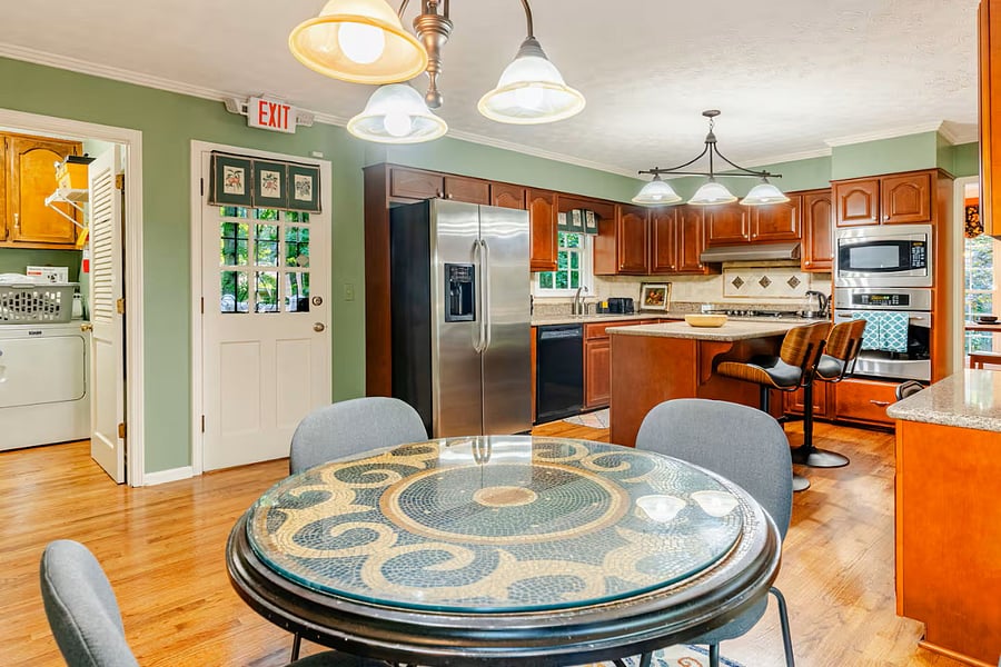 Furnished Finder property 811546_1 photo 9