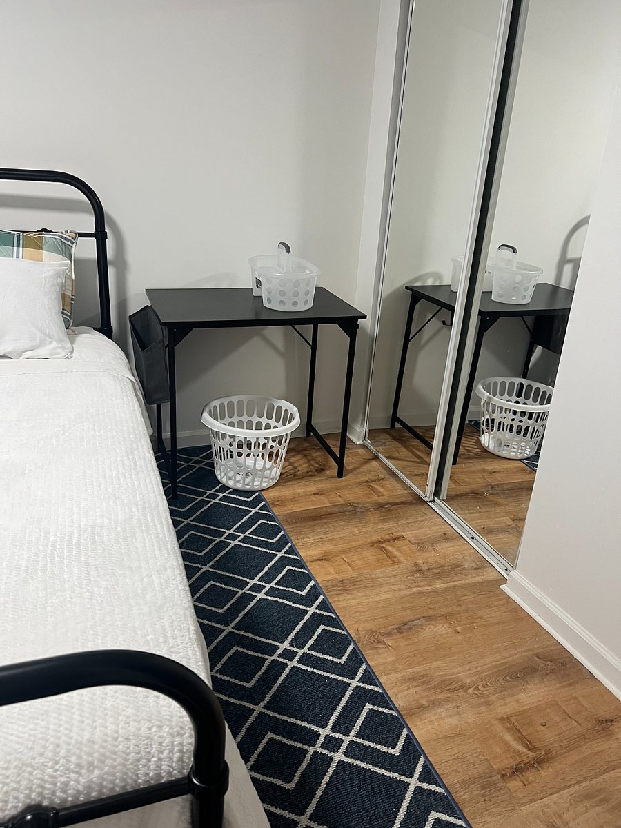 Little desk, closet, laundry basket