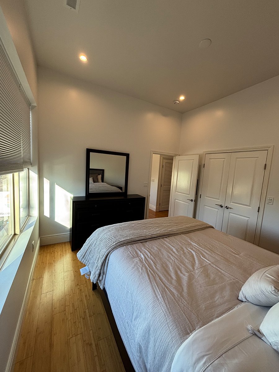 Furnished Finder property 811605_1 photo 4