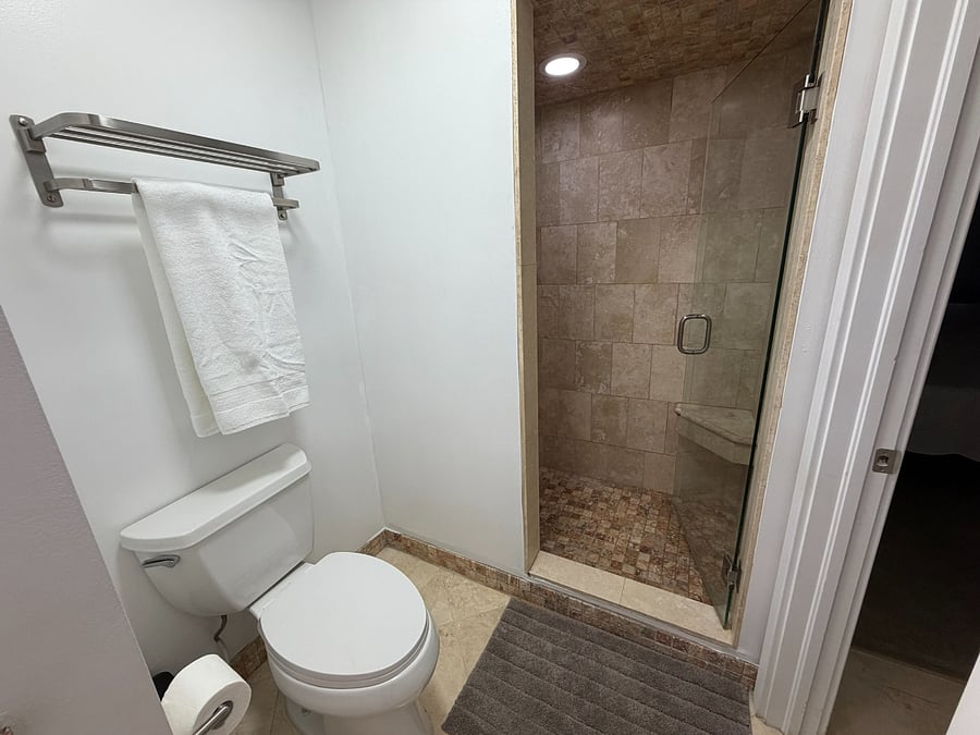 Furnished Finder property 811659_2 photo 5