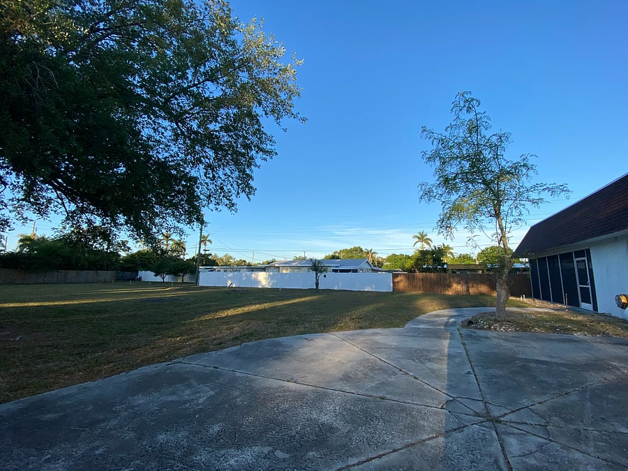 Furnished Finder property 811659_2 photo 22