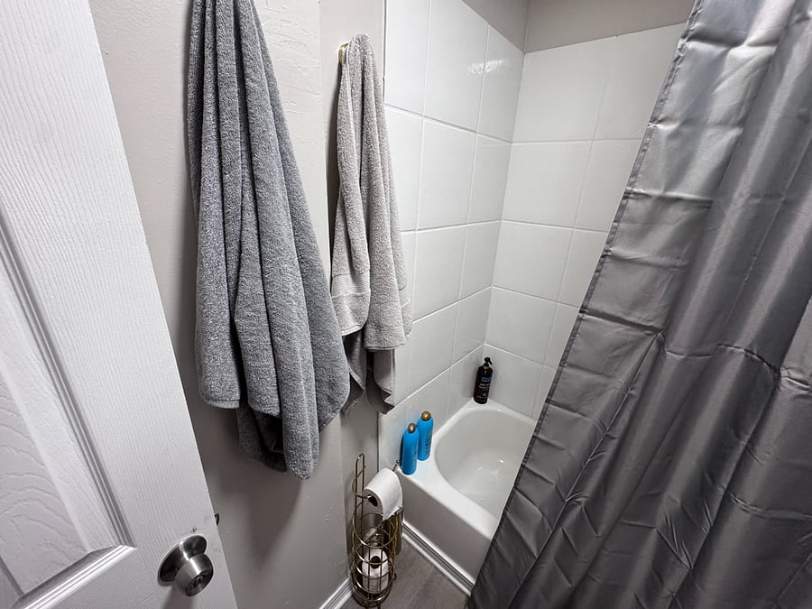 Furnished Finder property 811684_1 photo 35